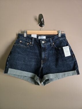 Denizen from Levi's Women's Dark Blue Denim Roll-Cuff Shorts